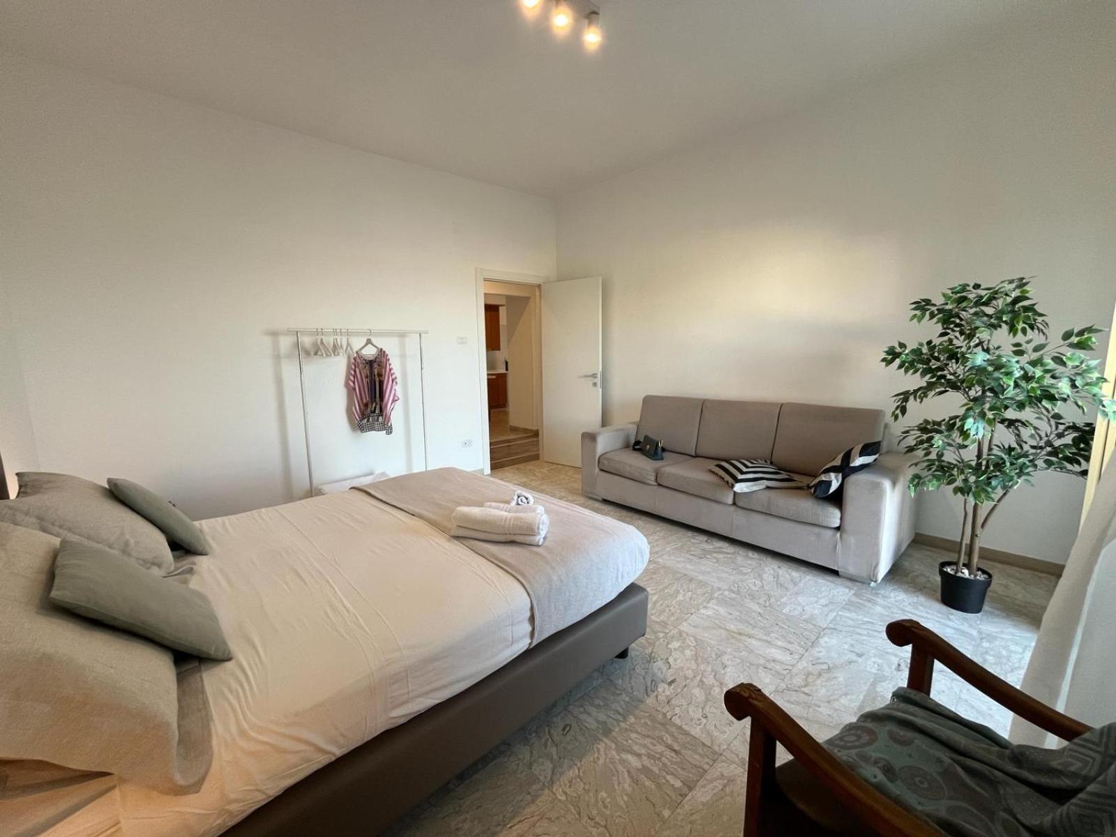 Casa Roberta With Balcony And Sea View Apartment Vieste Exterior photo