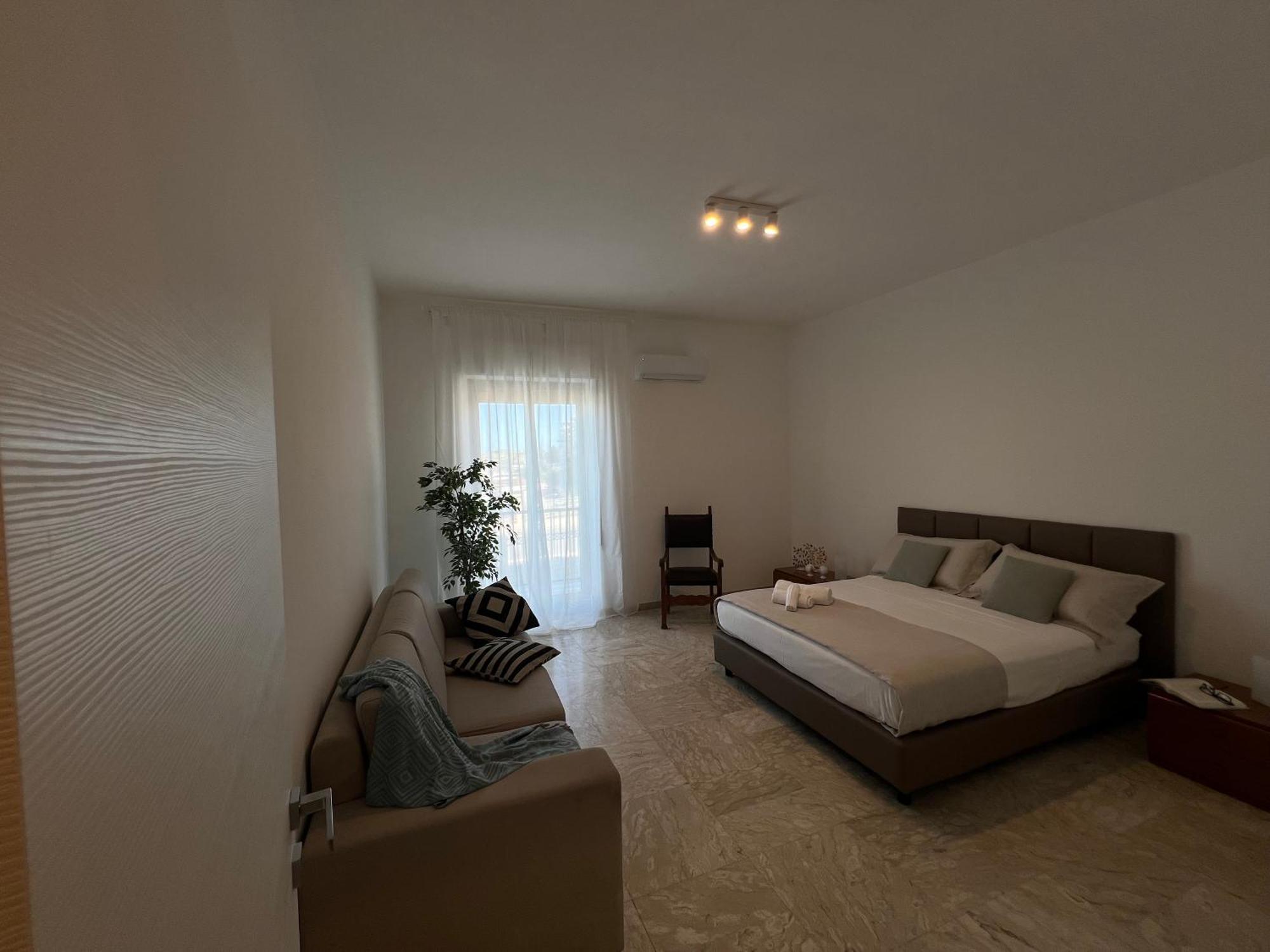 Casa Roberta With Balcony And Sea View Apartment Vieste Exterior photo